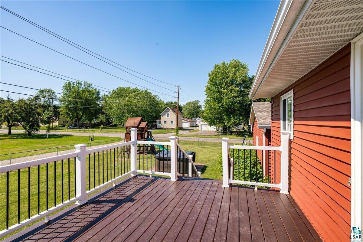 1425 98th Ave W