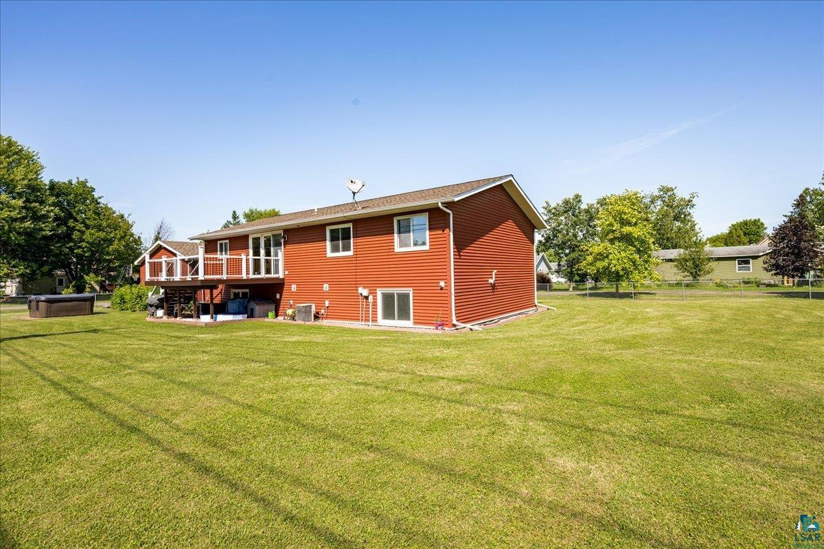 1425 98th Ave W