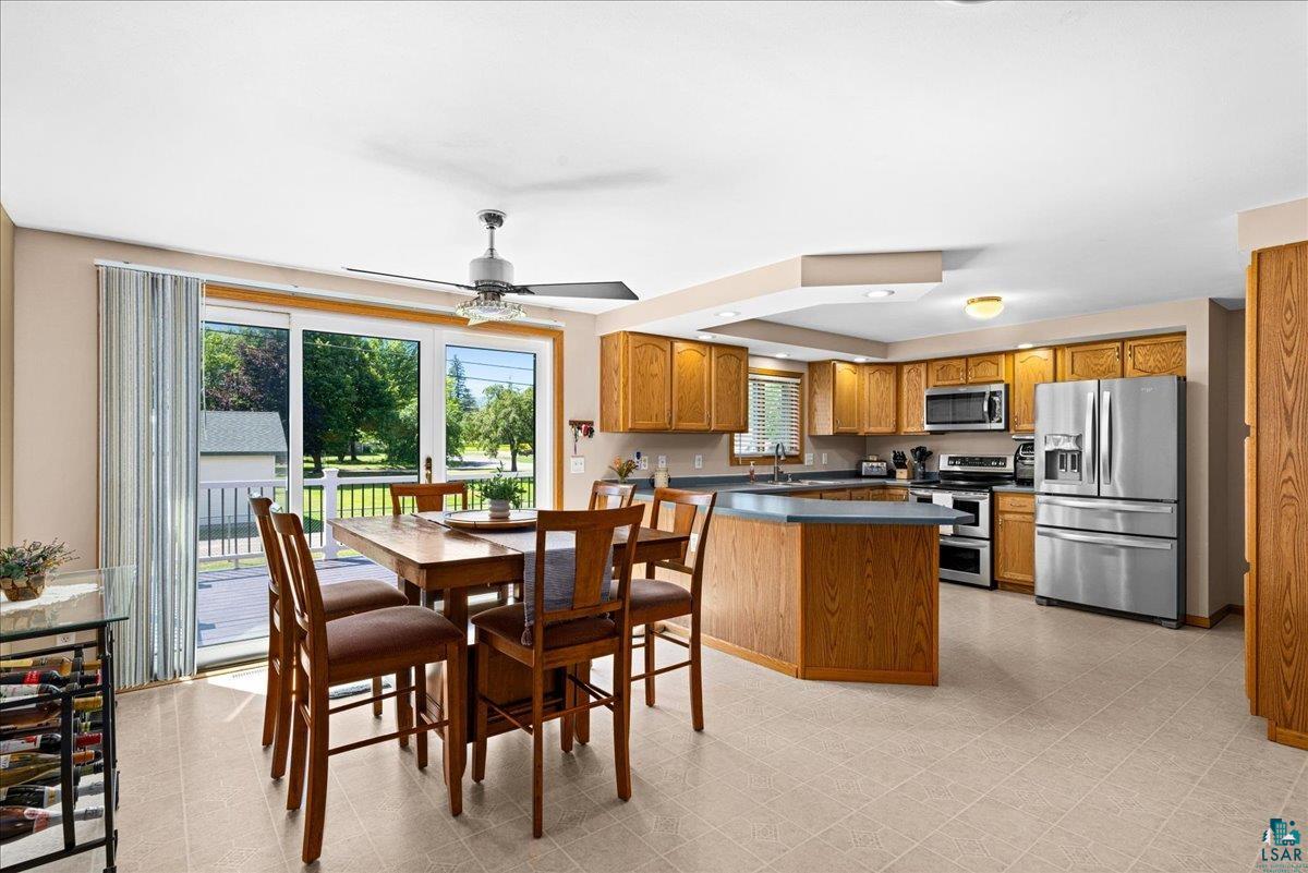 1425 98th Ave W