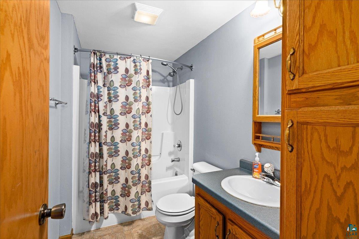 1425 98th Ave W