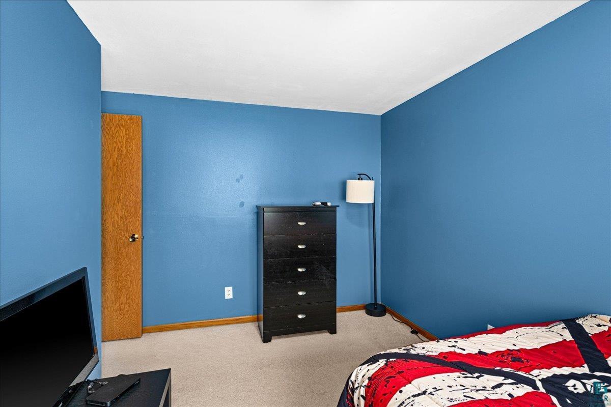 1425 98th Ave W