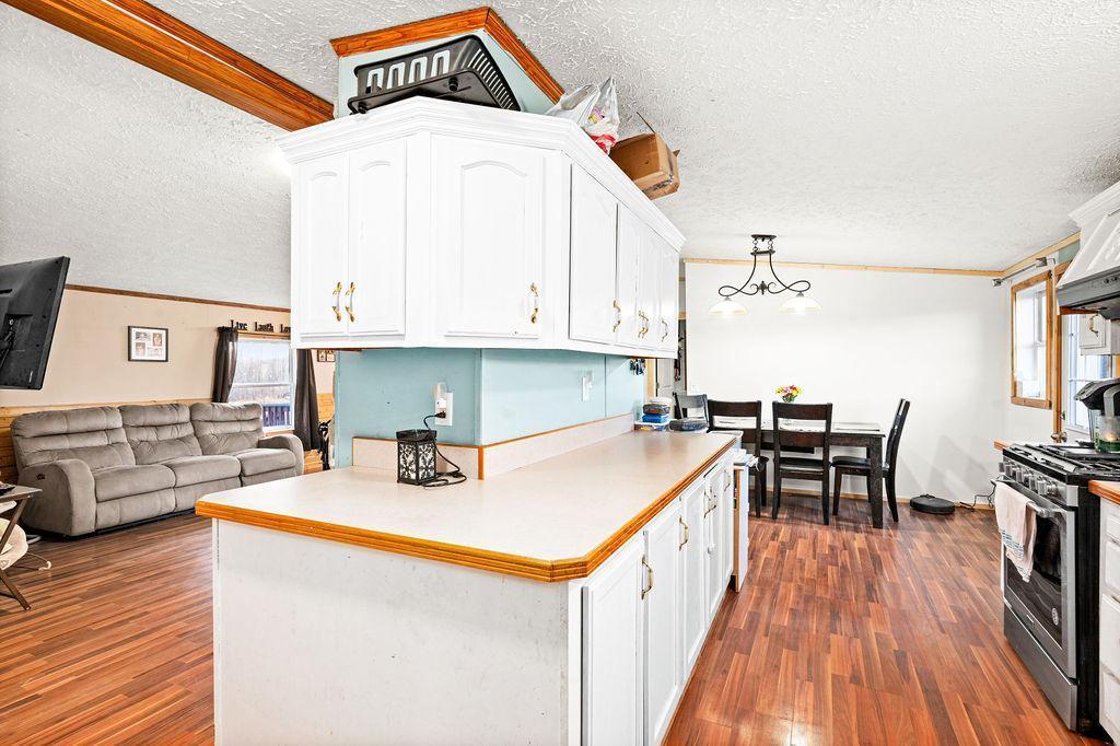 5143 Hendrickson Road