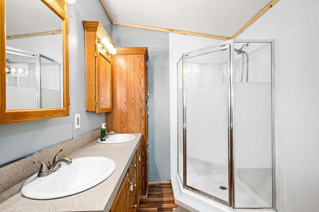 5143 Hendrickson Road