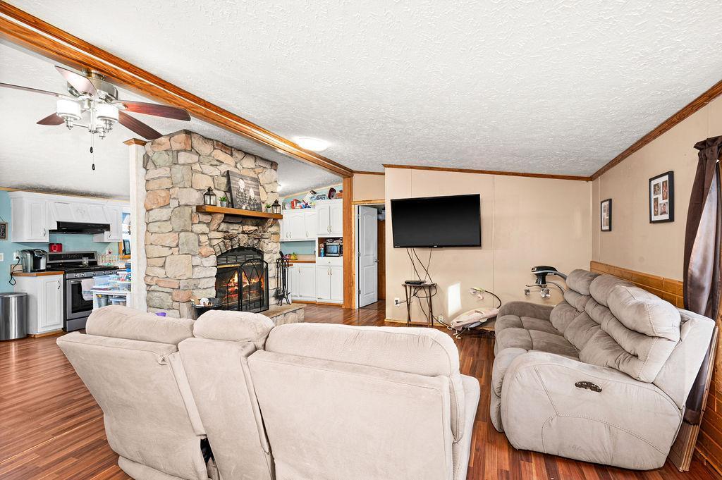 5143 Hendrickson Road