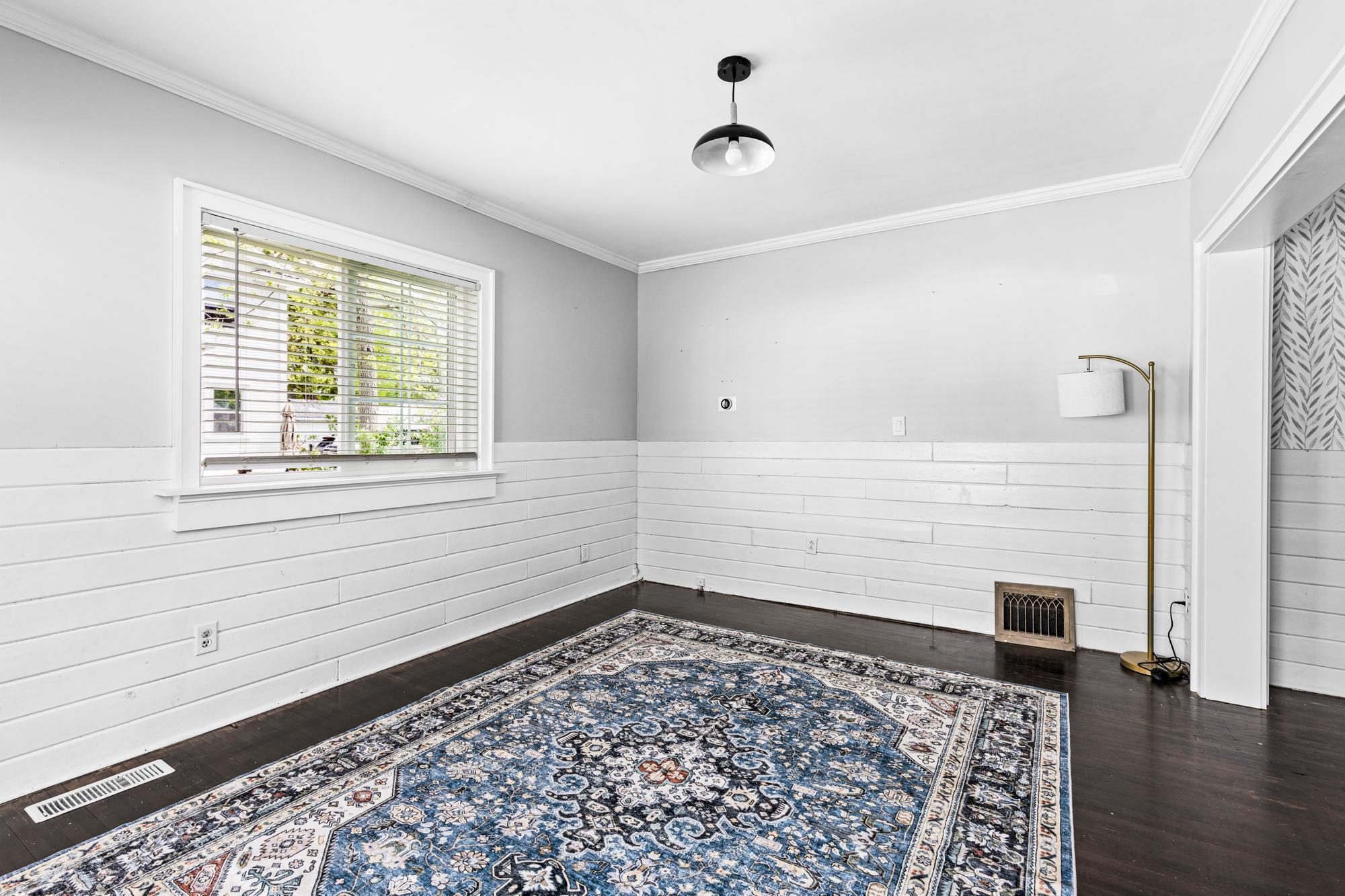 318 7th Street