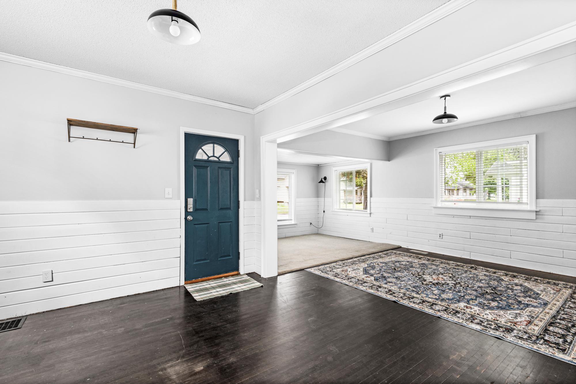 318 7th Street