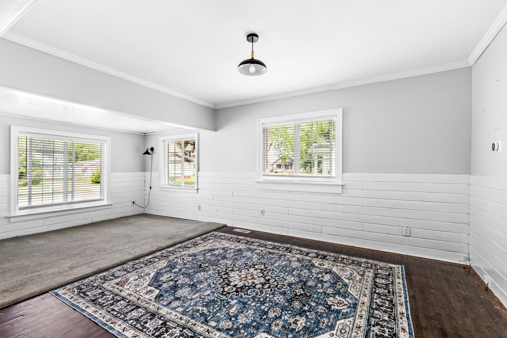 318 7th Street