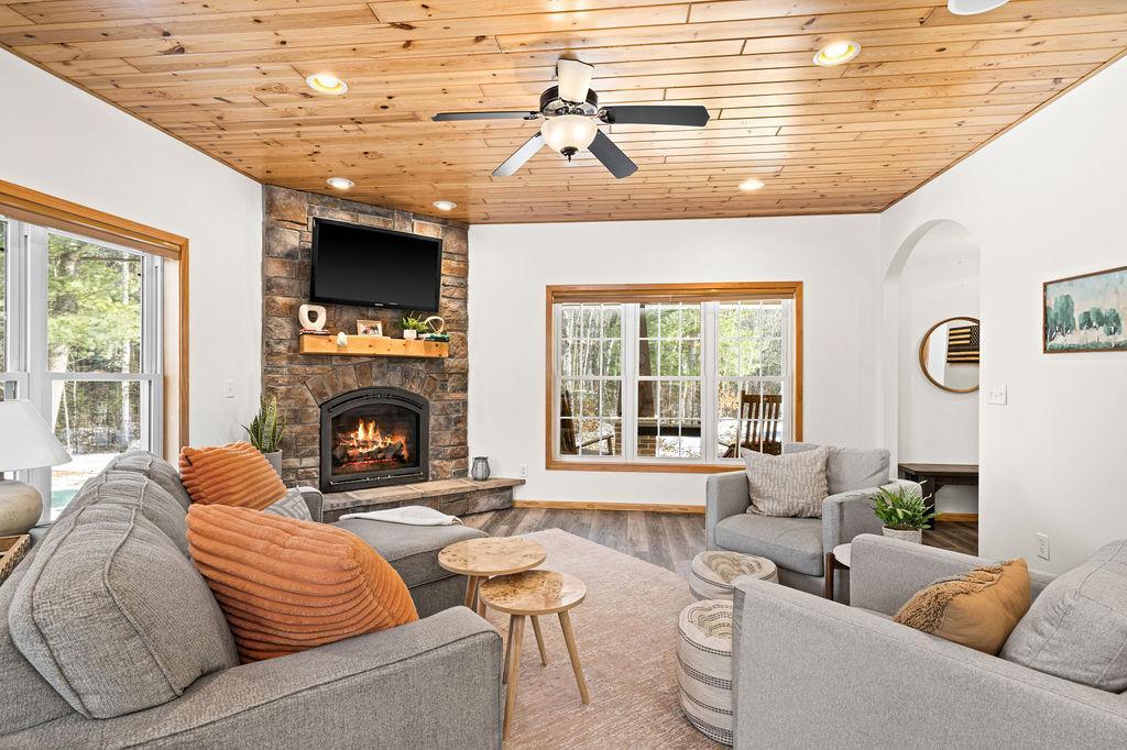 1572 White Pine Trail