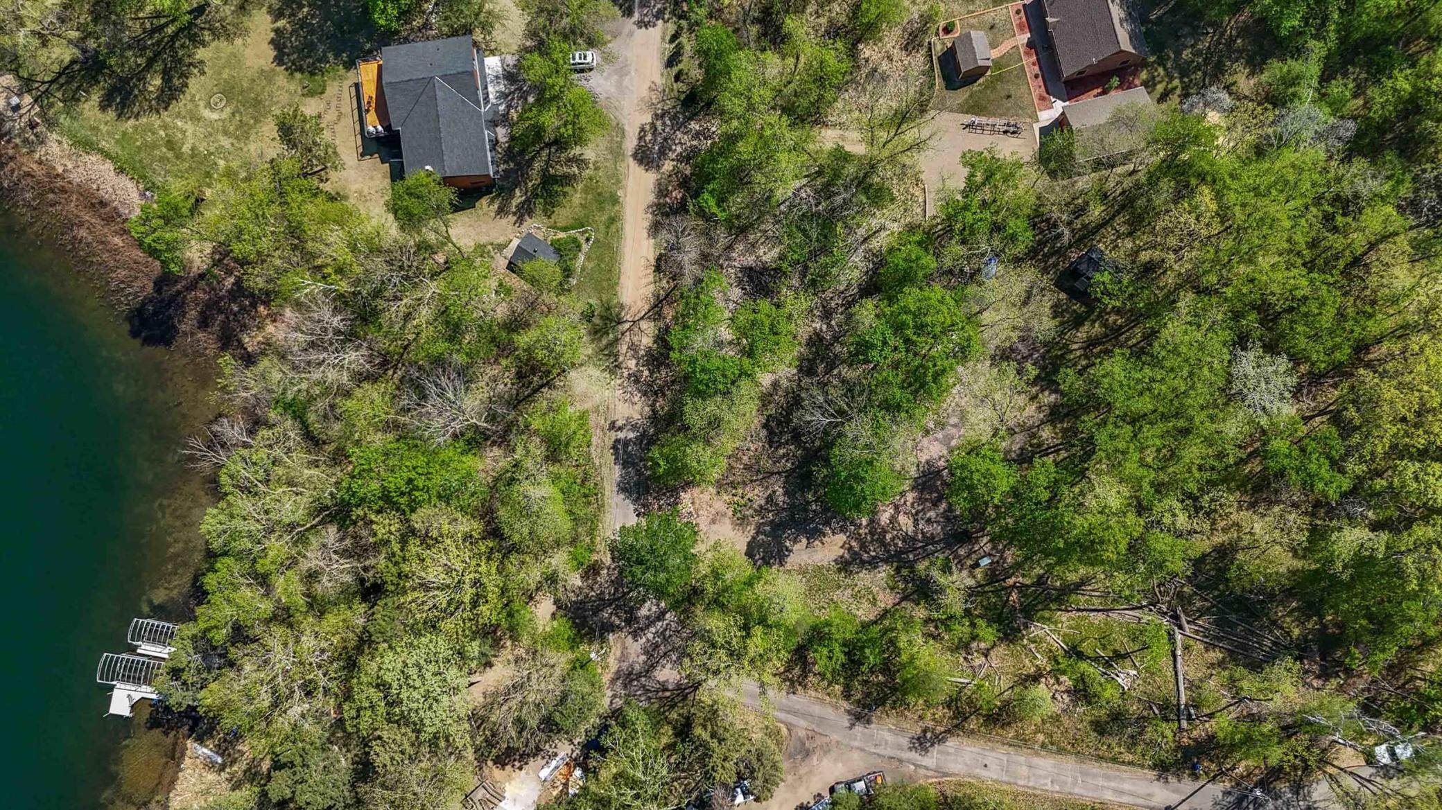 8713 Forest Cove