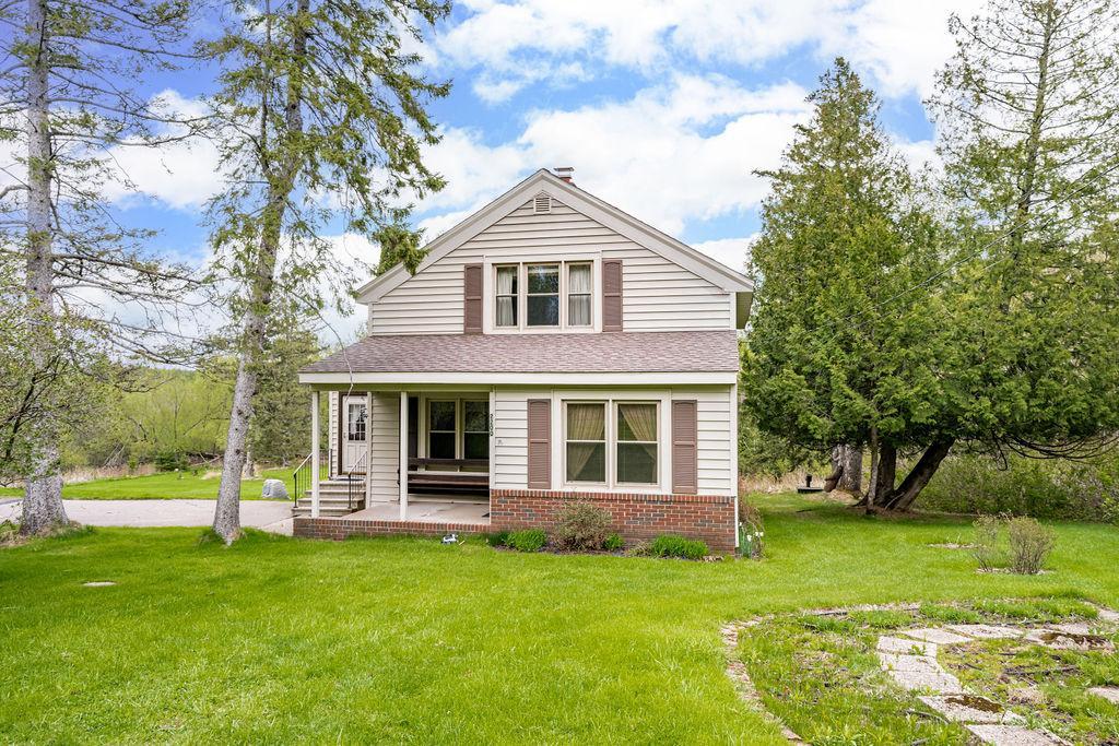 2200 Kenwood Drive