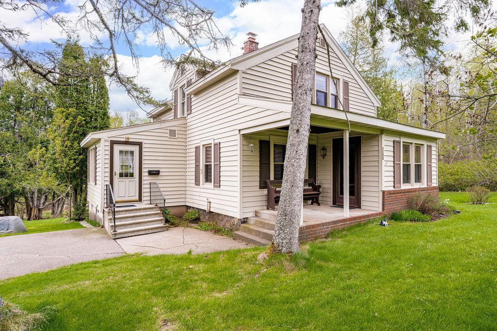 2200 Kenwood Drive