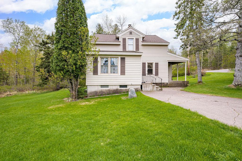2200 Kenwood Drive