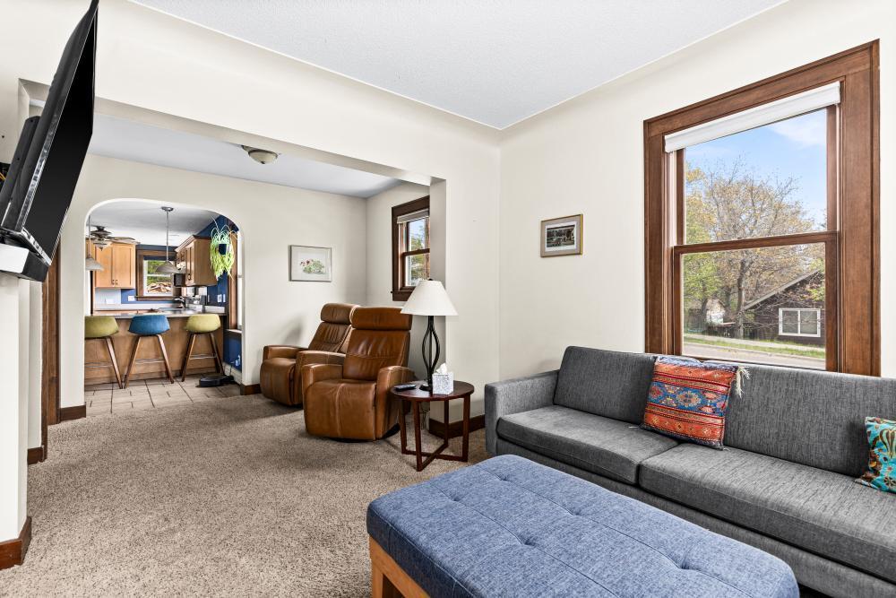 4031 Regent Street