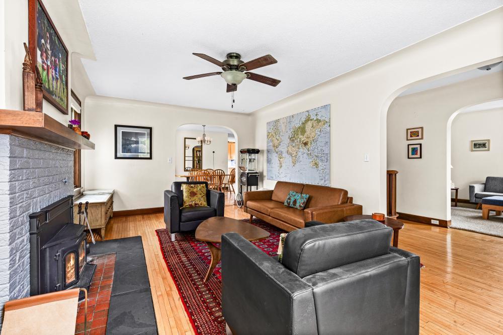4031 Regent Street