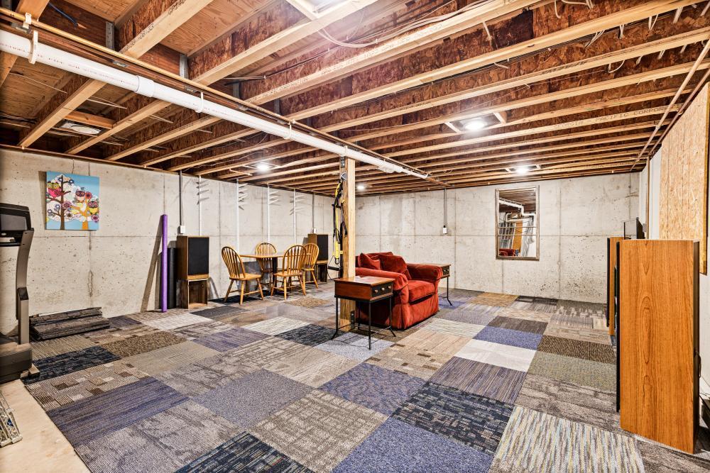 4031 Regent Street