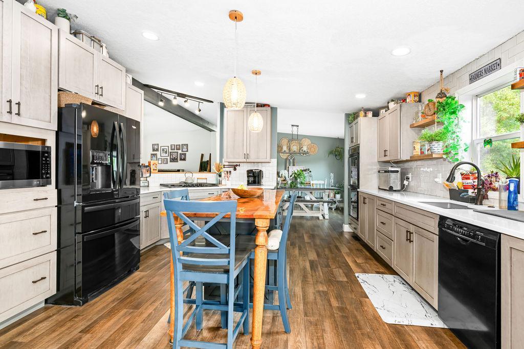 2541 County Road 4