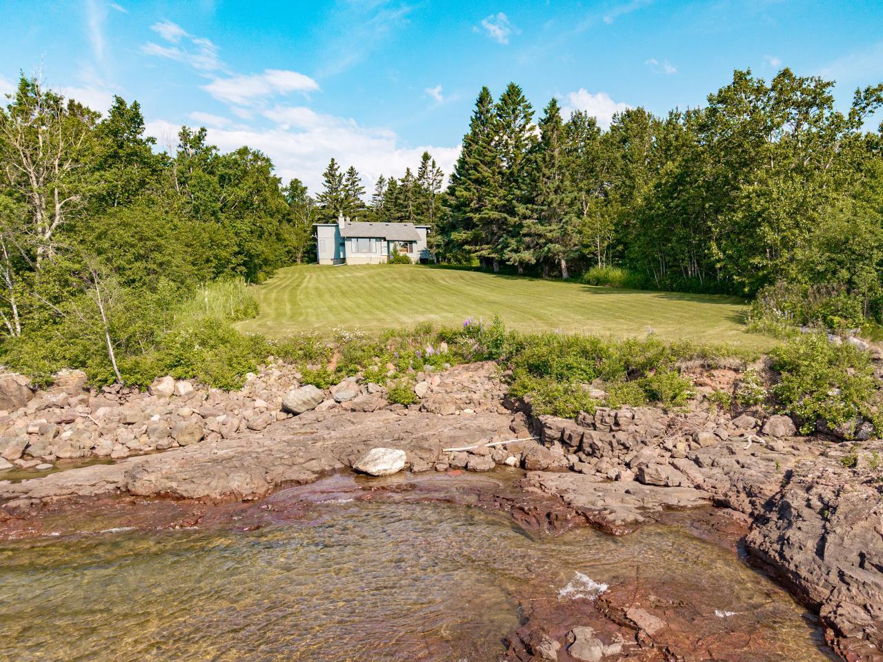 544 Old North Shore Road