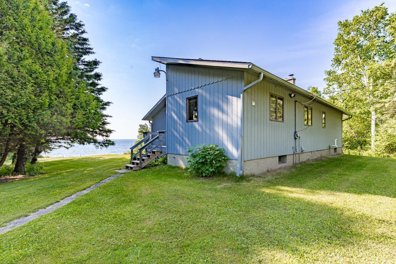 544 Old North Shore Road