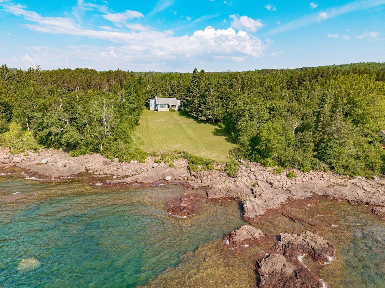 544 Old North Shore Road