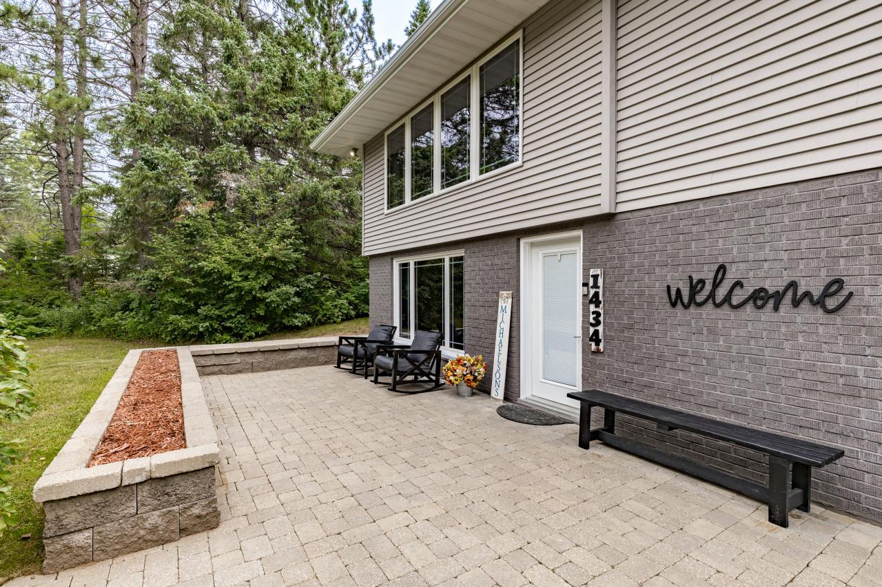 1434 Komoko Road