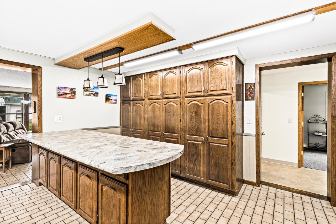 3723 Birchwood Road