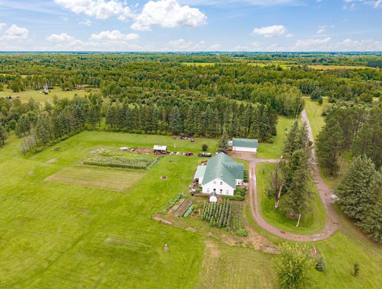 3723 Birchwood Road