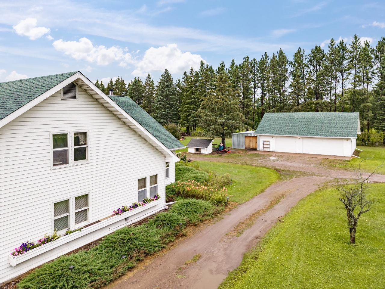 3723 Birchwood Road