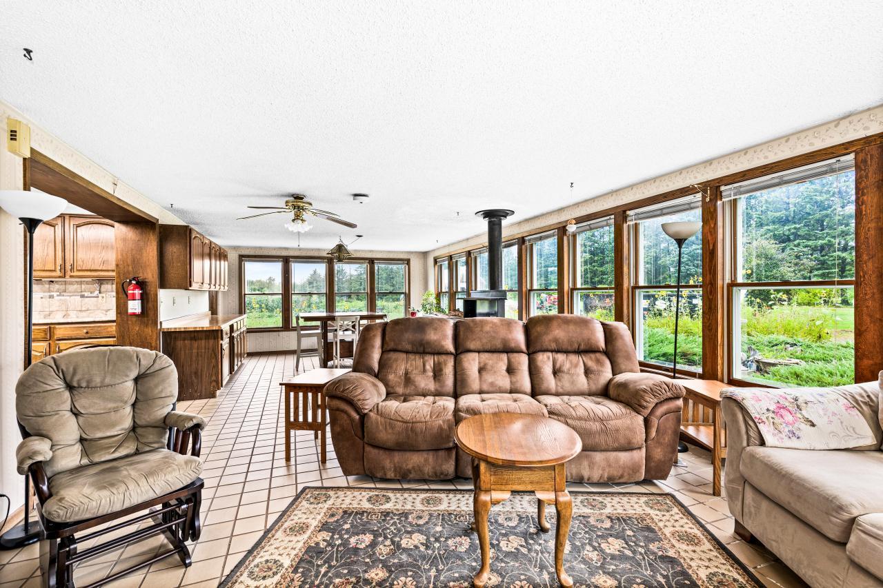 3723 Birchwood Road