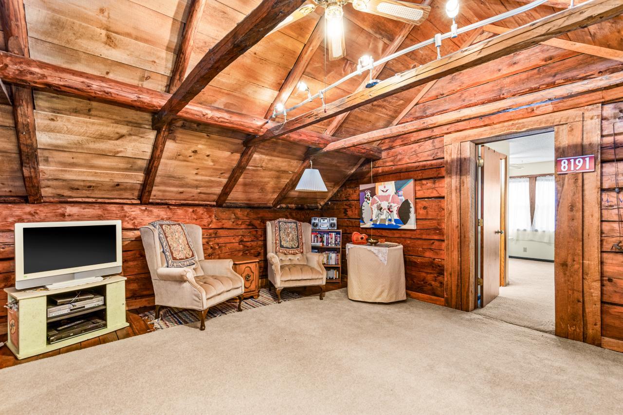 3723 Birchwood Road