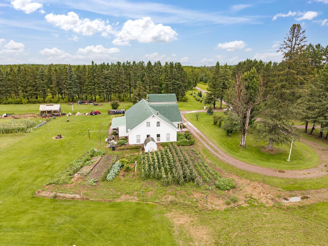 3723 Birchwood Road