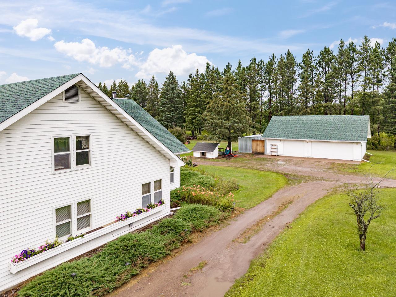 3723 Birchwood Road