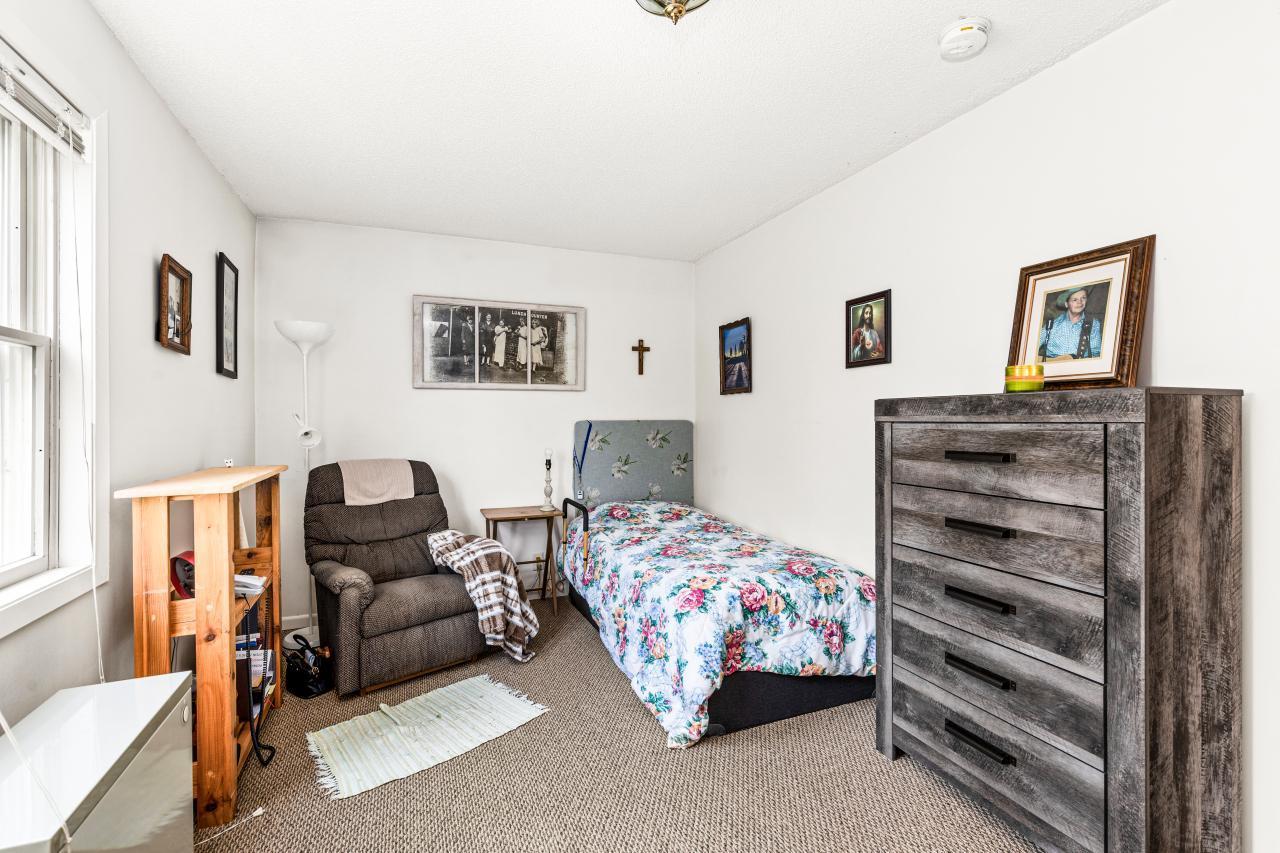 3723 Birchwood Road