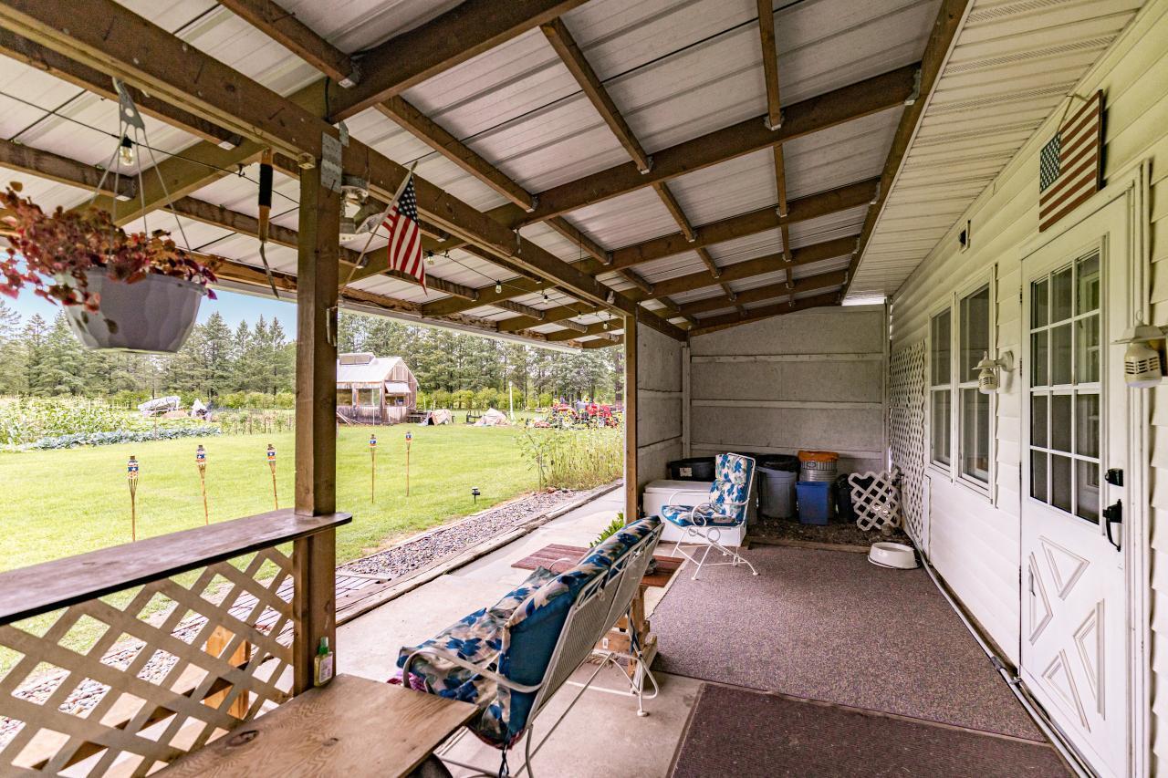3723 Birchwood Road