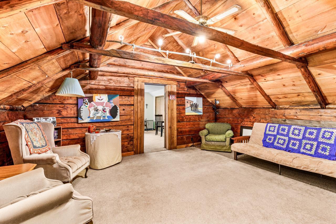 3723 Birchwood Road