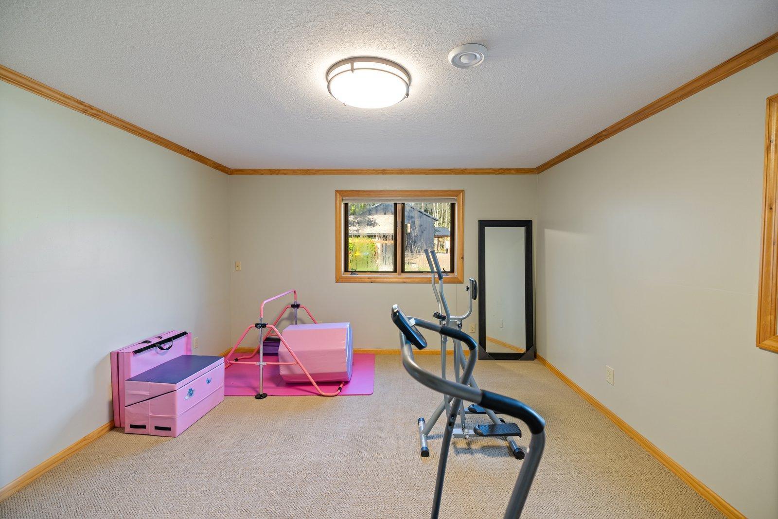 1435 Heather Lane