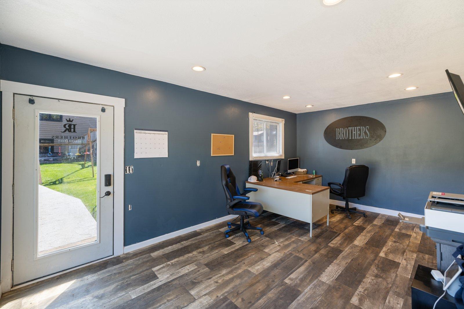 1435 Heather Lane