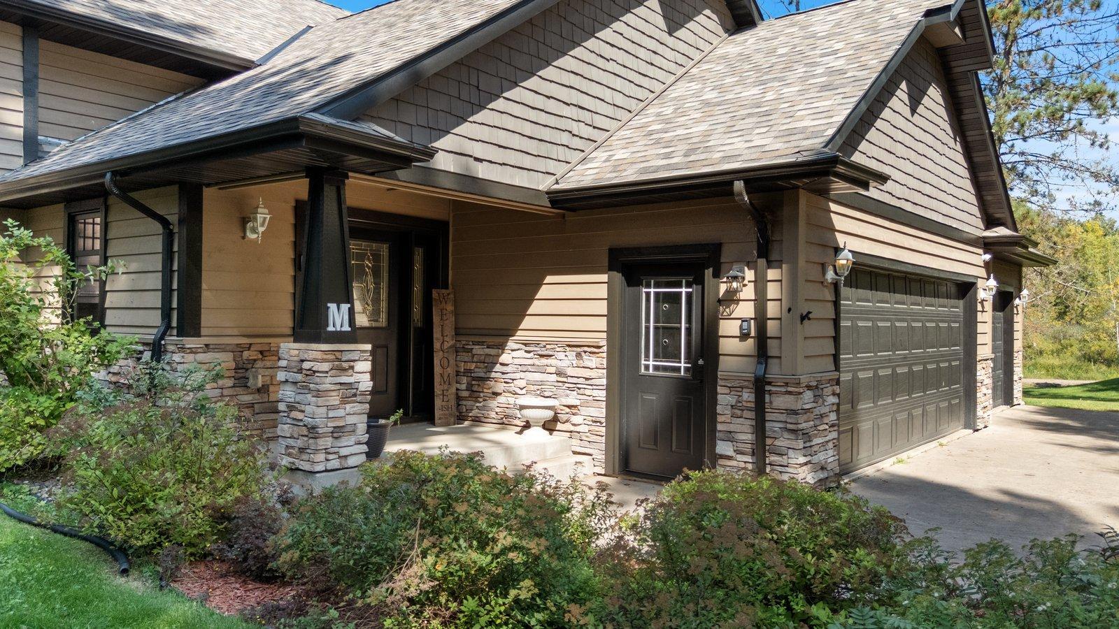 1435 Heather Lane