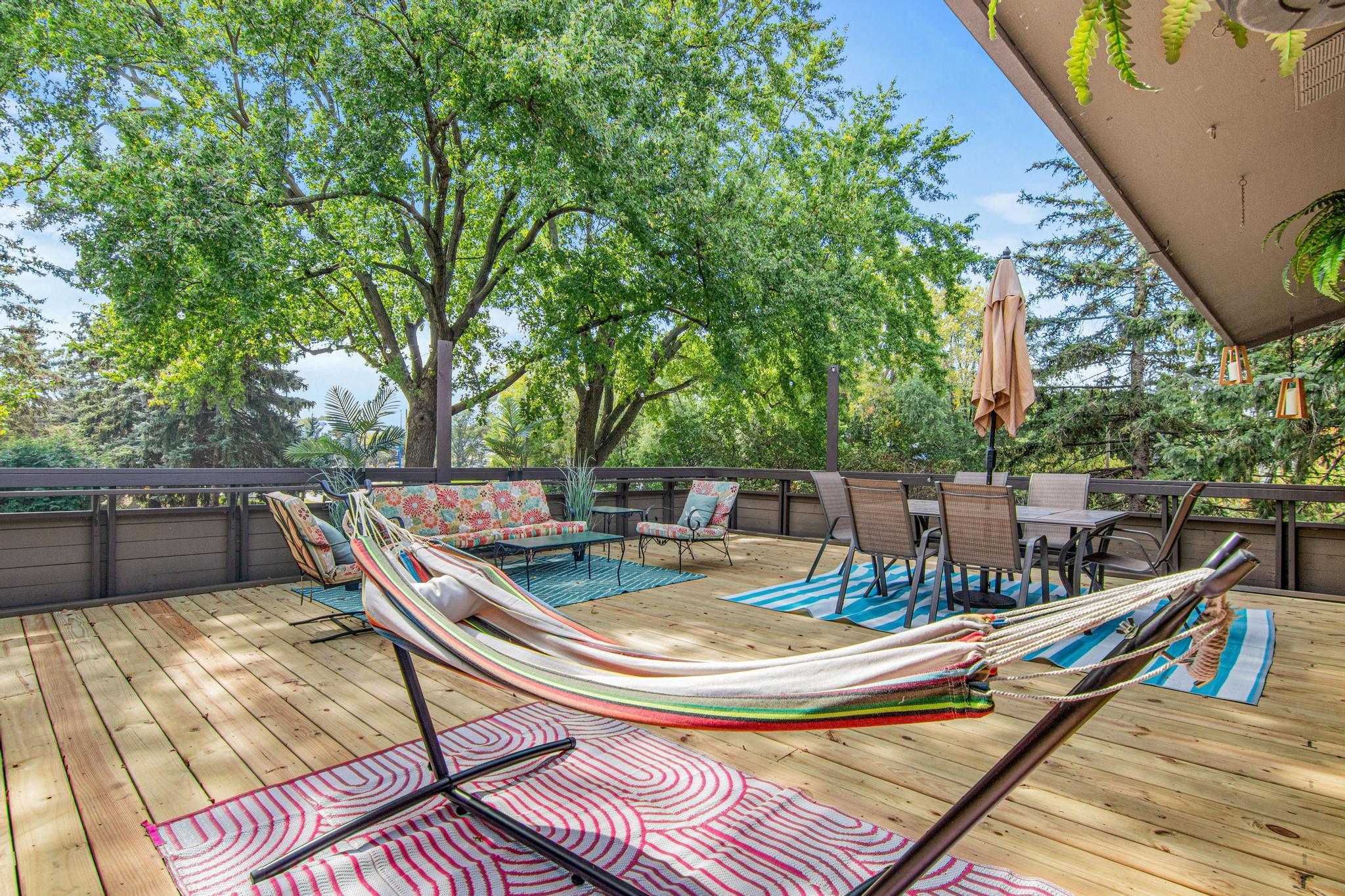 1267 Brighton Square