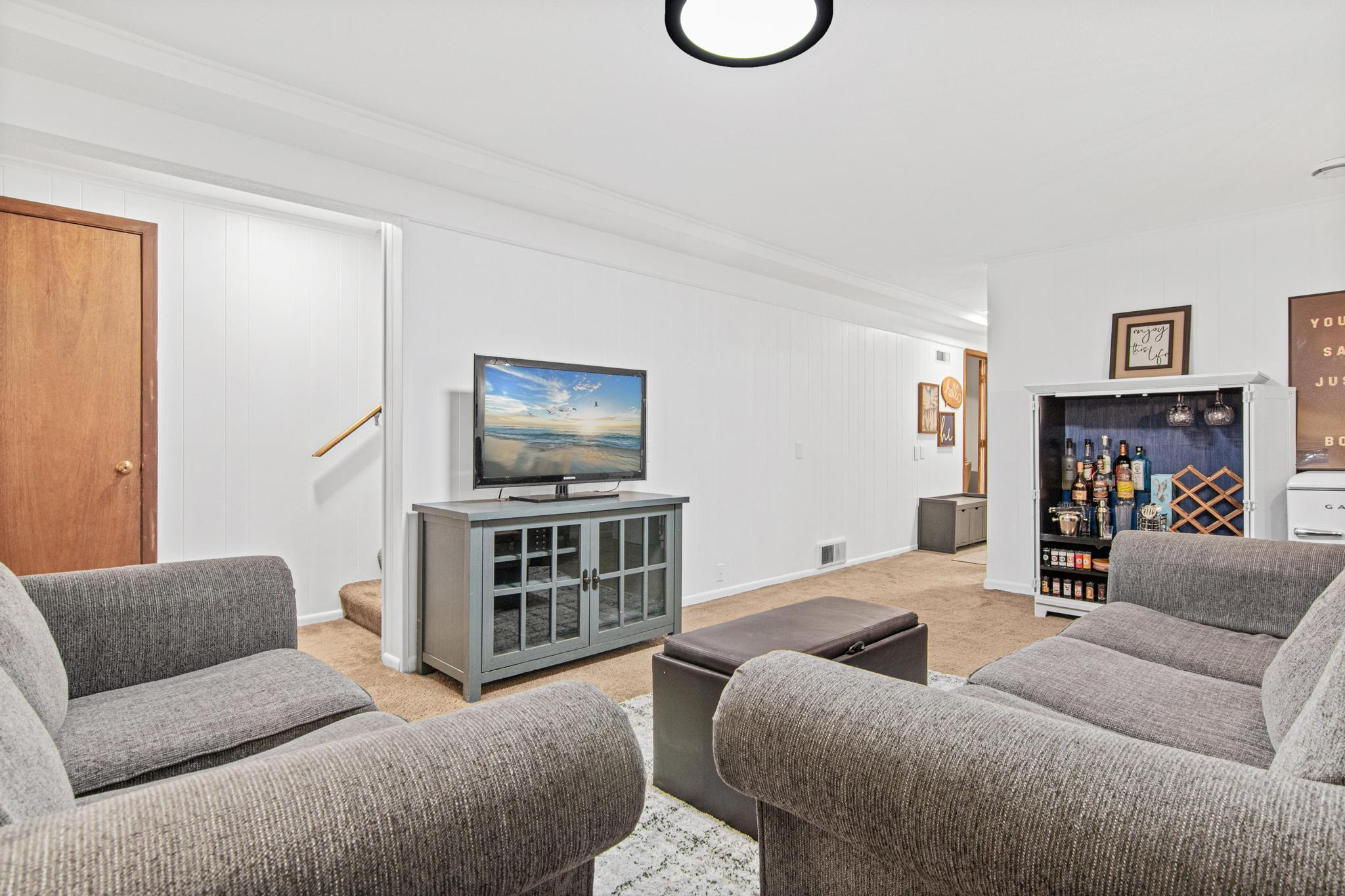 1267 Brighton Square