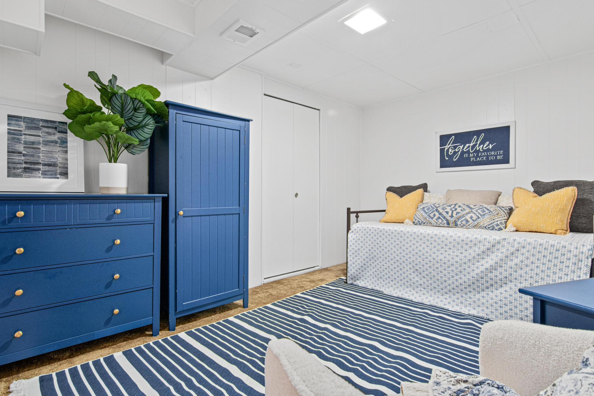 1267 Brighton Square