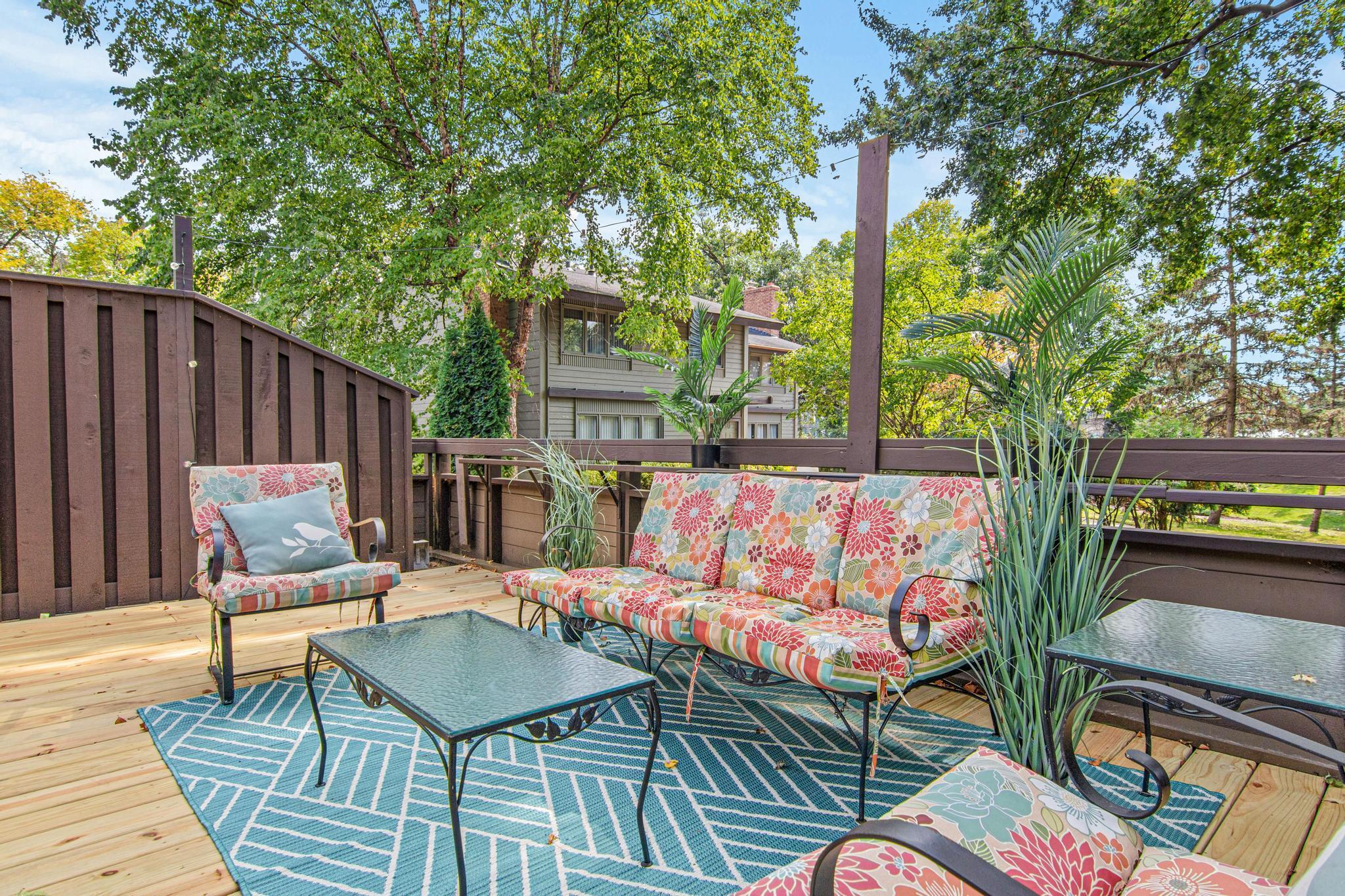 1267 Brighton Square