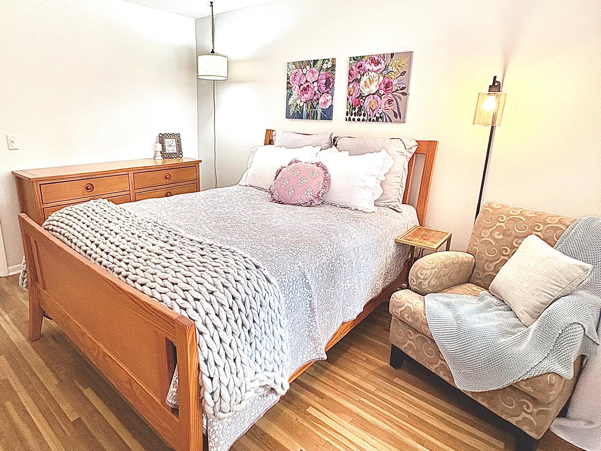 1267 Brighton Square