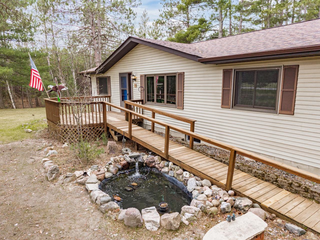 34879 Scenic Highway