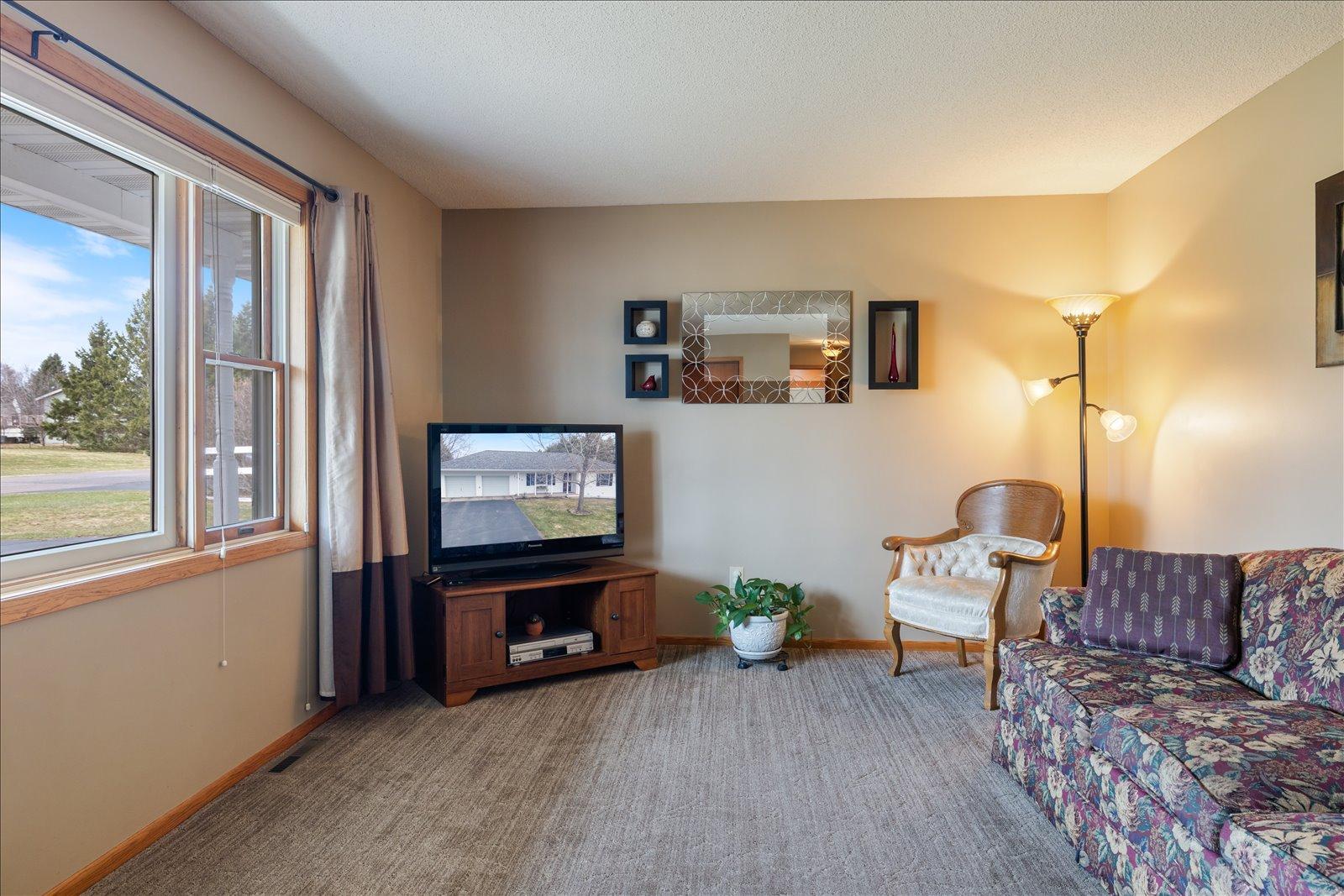 1309 Kenneth Drive