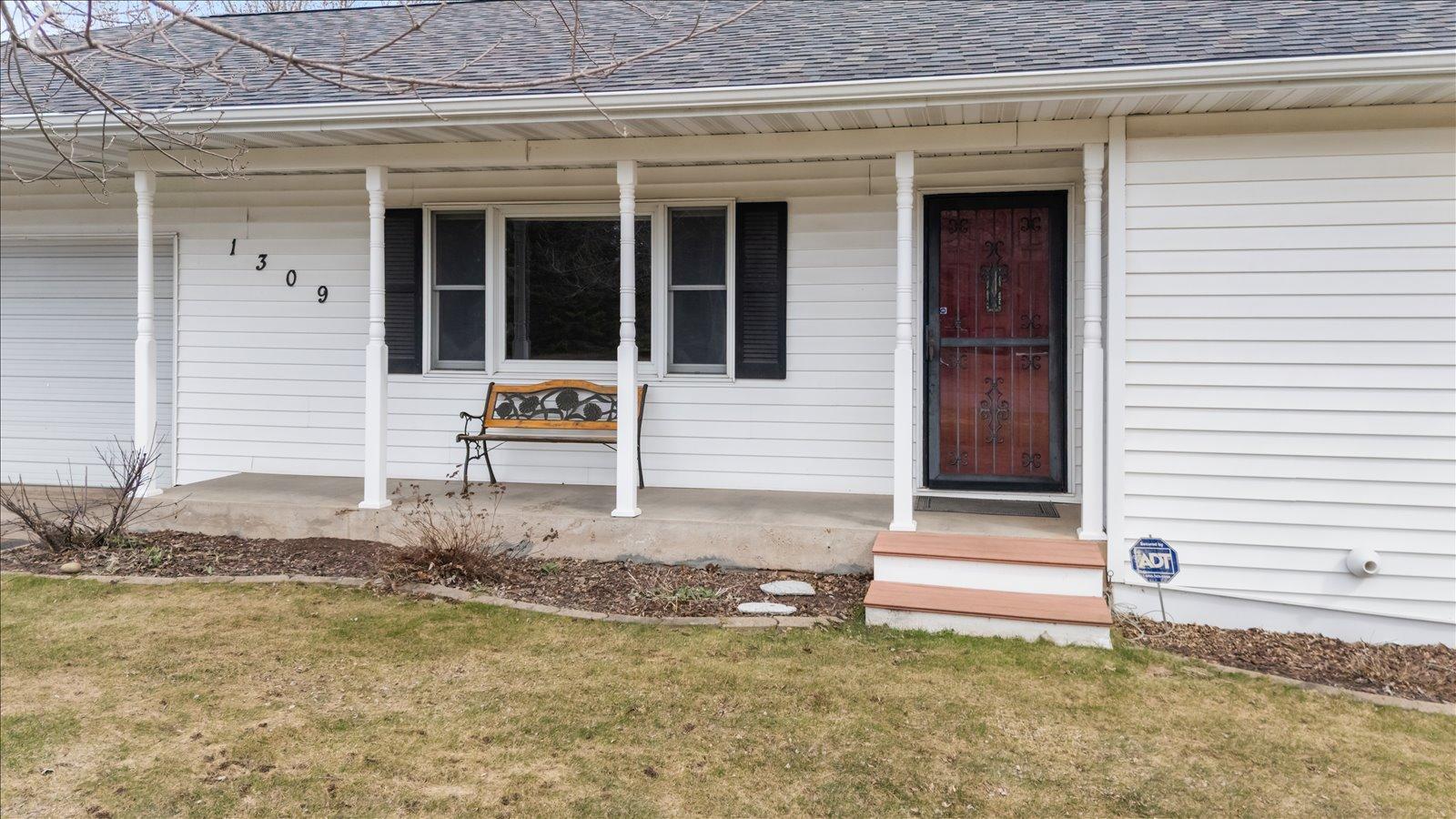 1309 Kenneth Drive