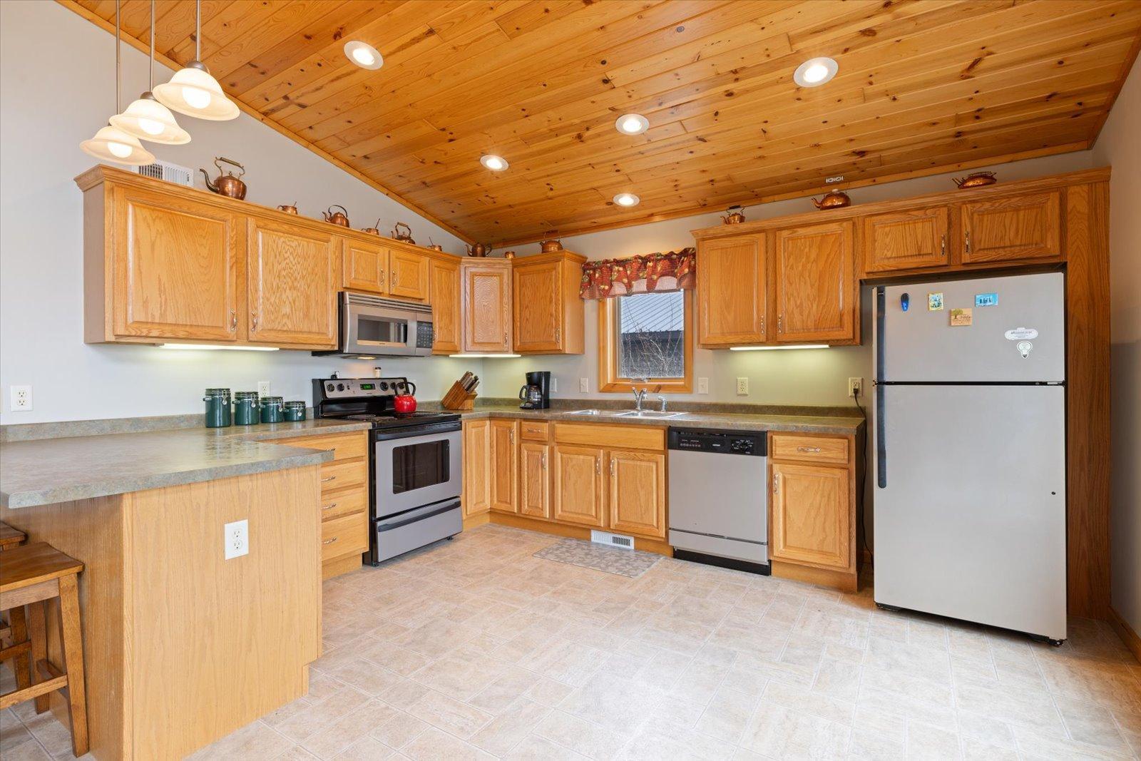 5961 Little Cloquet Road
