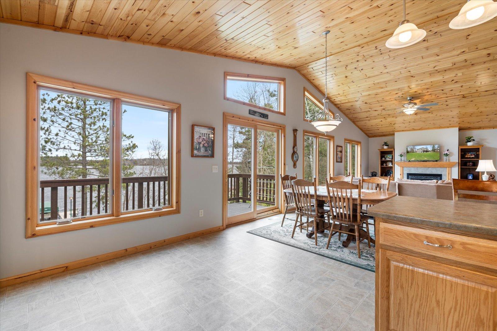 5961 Little Cloquet Road