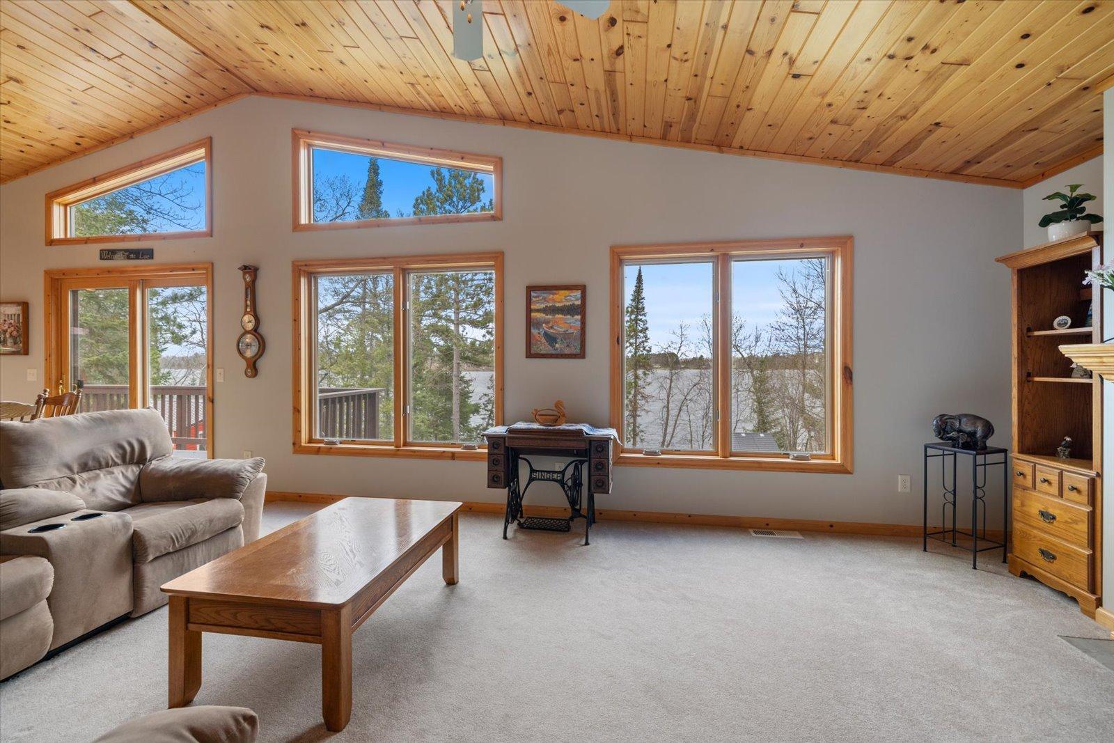 5961 Little Cloquet Road