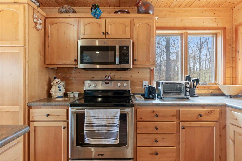 9382 County Road 8