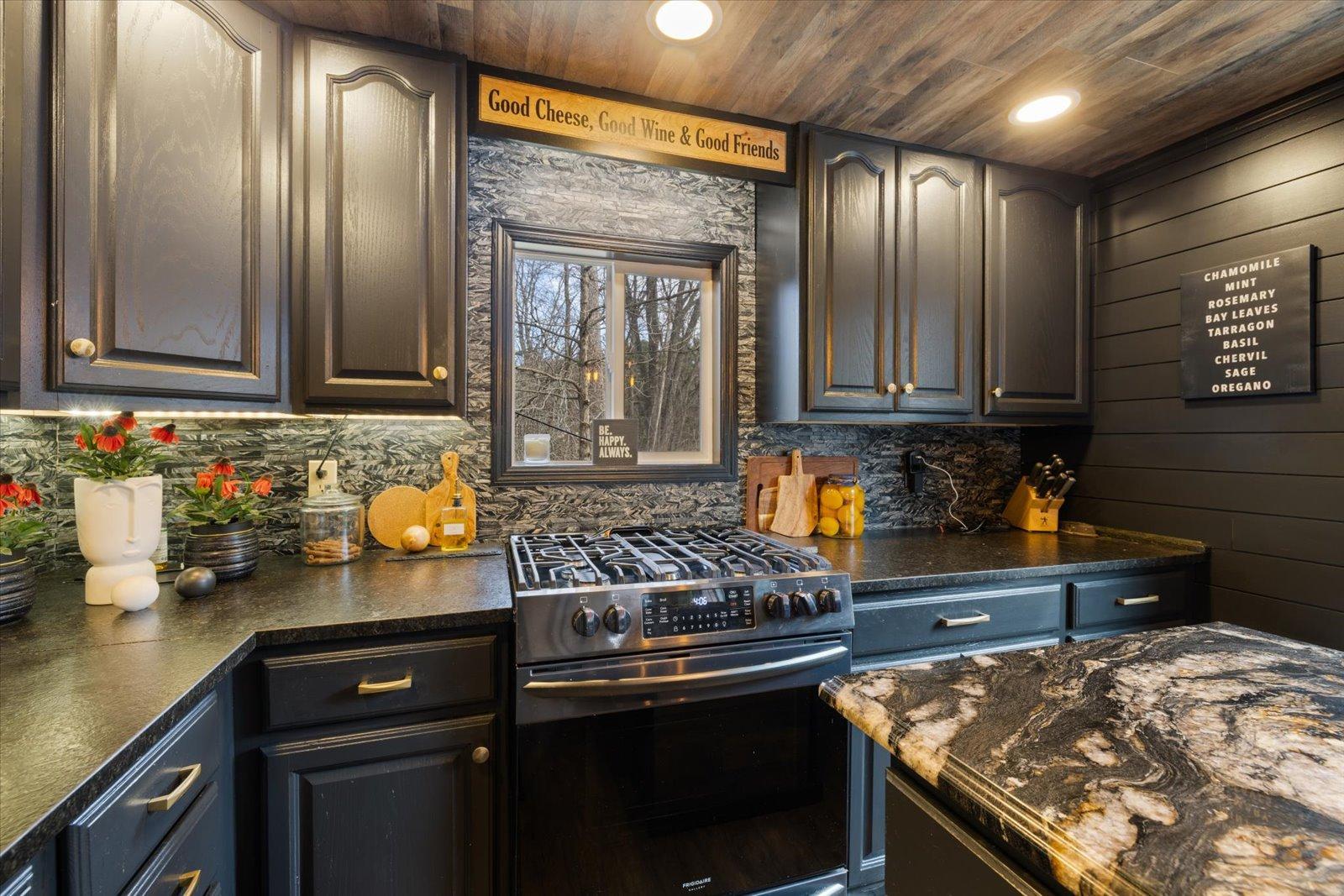28072 Wilderness Retreat